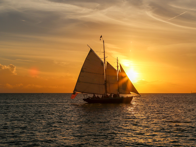 Mặt trăng xanh YC-300